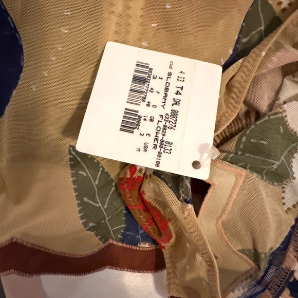 La Perla Floral Set, corset and panties. - Picture 10 of 15